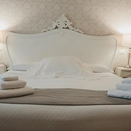 La Casa di Alma Luxury rooms-3